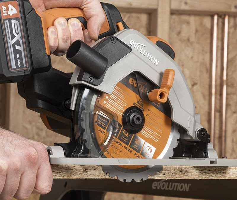 Evolution Power Tools : outils électriques innovants.