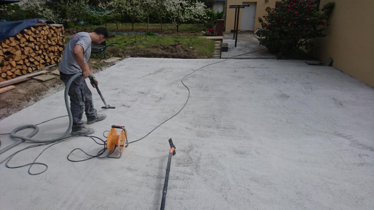 Poser une moquette de pierre en 5 étapes