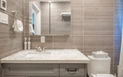 Rénover une petite salle de bain : astuces et conseils